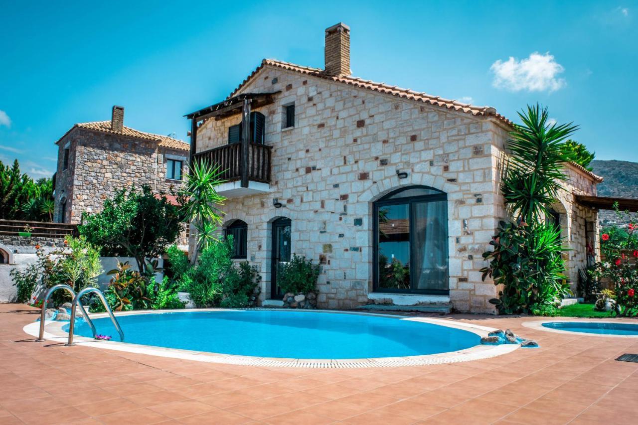 Niriides Old Listing * Hersonissos (Crete)
